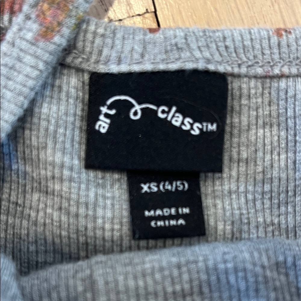 Art Class Heather Gray Ribbed Top - Picture 2 of 2